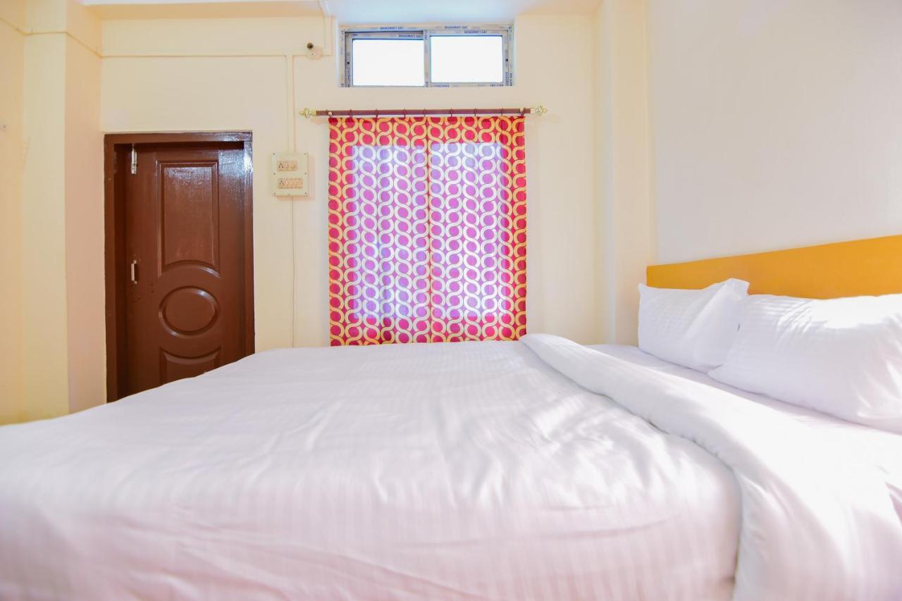 Spot On 30735 Dreamland Guest House Dispur Dış mekan fotoğraf