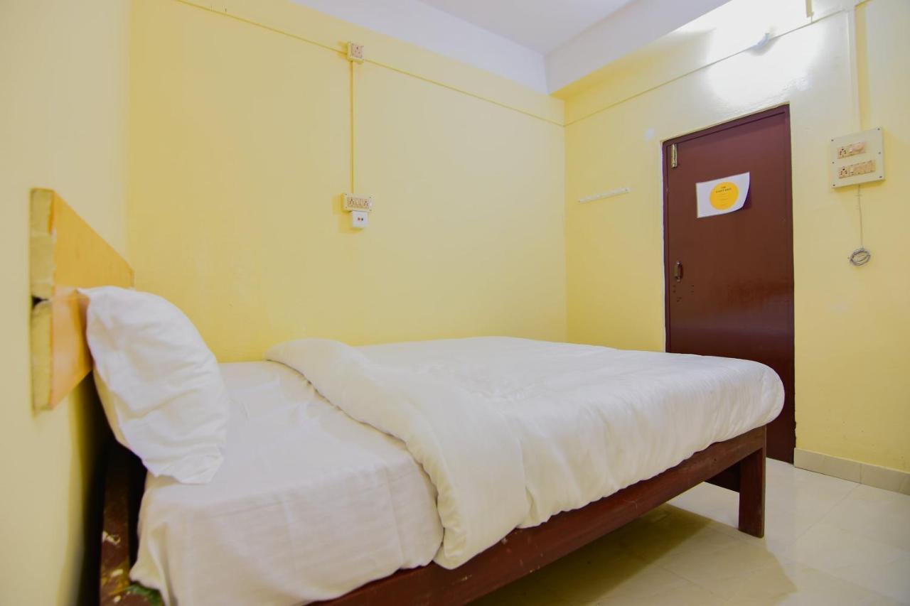 Spot On 30735 Dreamland Guest House Dispur Dış mekan fotoğraf
