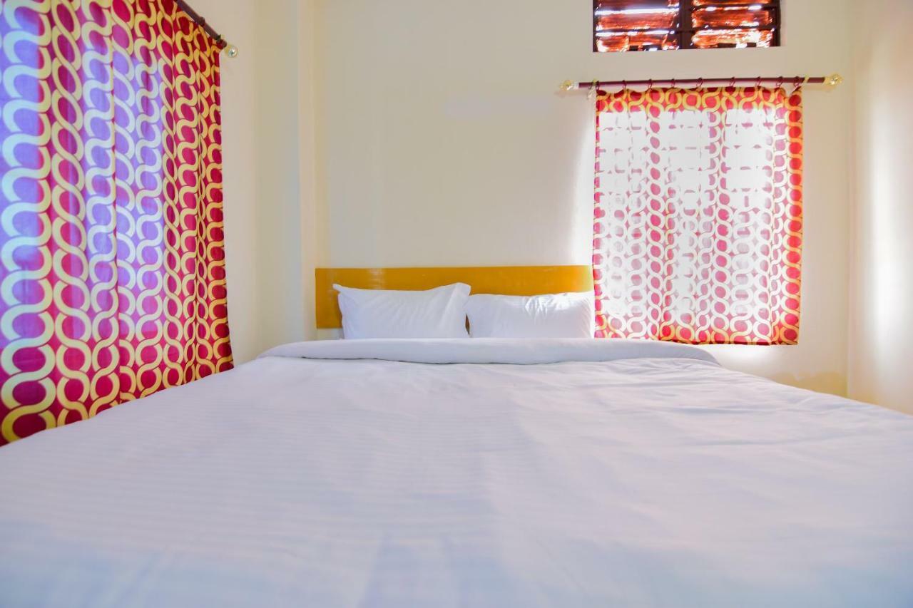 Spot On 30735 Dreamland Guest House Dispur Oda fotoğraf