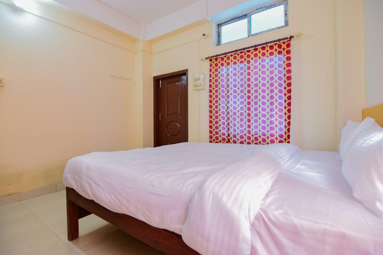 Spot On 30735 Dreamland Guest House Dispur Oda fotoğraf